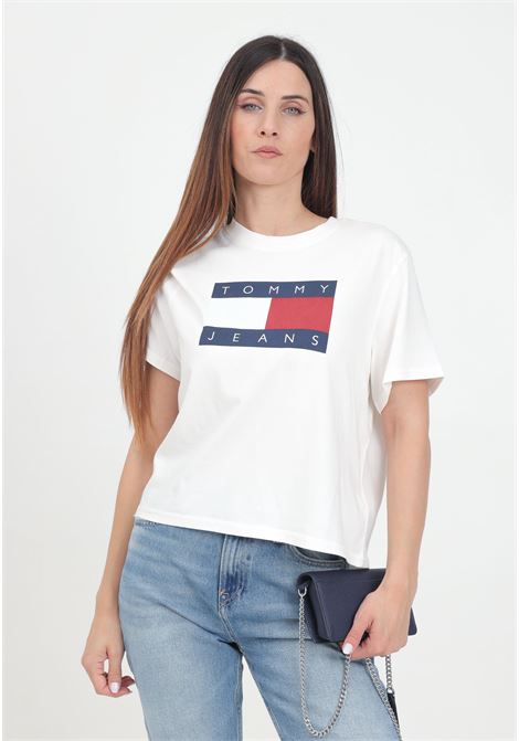 Women's white short sleeve t-shirt with flag logo TOMMY JEANS | DW0DW18629YBHYBH